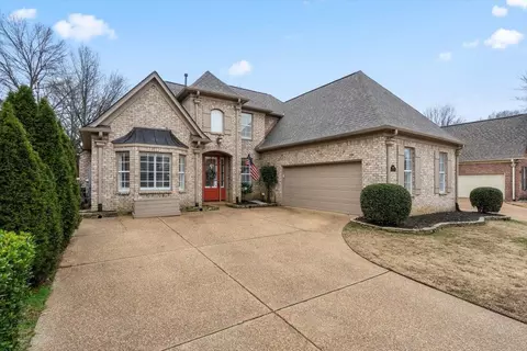 1495 Loughridge Ln, Collierville, TN 38017