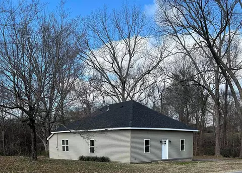 15 Baseline Rd, Yorkville, TN 38389