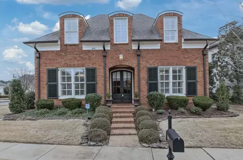 2118 Standing Rock Dr, Collierville, TN 38017