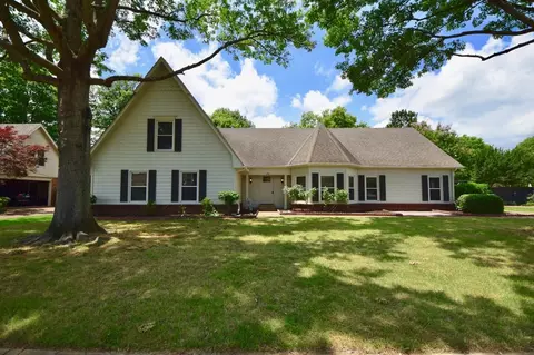3931 Fun Valley Dr, Memphis, TN 38125