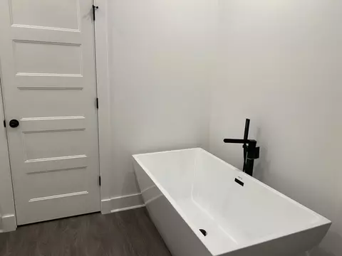 Bath - 75 Grapevine Cv, Counce, TN 38326 photo 2 of 5