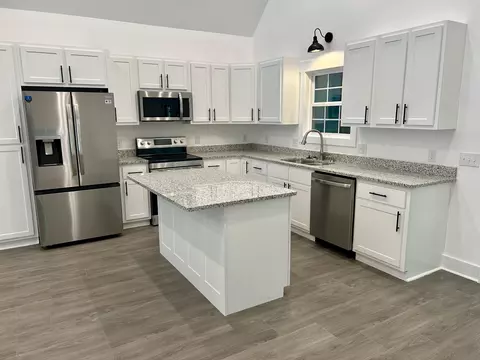 Kitchen - 75 Grapevine Cv, Counce, TN 38326 photo 2 of 2