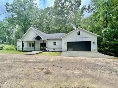75 Grapevine Cv, Counce, TN 38326