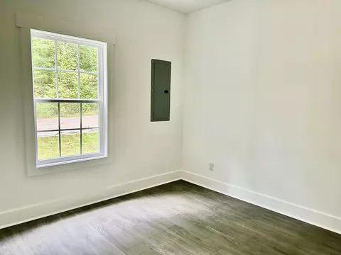 Bedroom - 75 Grapevine Cv, Counce, TN 38326 photo 4 of 5