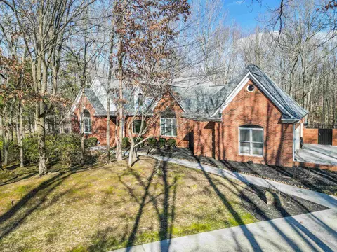 25 Bent Creek Dr, Eads, TN 38028