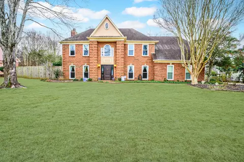 354 Hound Hill Pl, Collierville, TN 38017