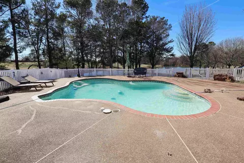 Exterior - 121 Reed Cir, Drummonds, TN 38023 photo 4 of 5