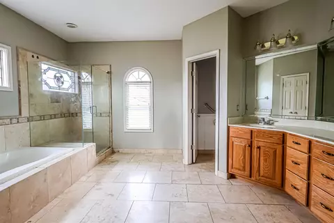 Bath - 121 Reed Cir, Drummonds, TN 38023 photo 3 of 8