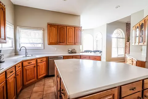 Kitchen - 121 Reed Cir, Drummonds, TN 38023 photo 3 of 4