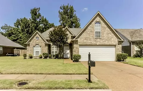 5658 Tulip Grove Dr, Memphis, TN 38135