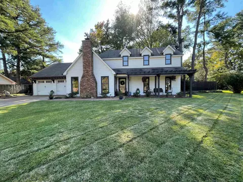 7891 Woodford Ln, Germantown, TN 38138