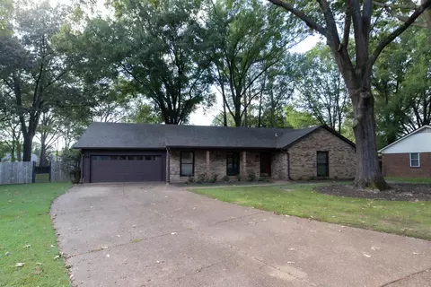 653 Oak Wild Cv, Collierville, TN 38017