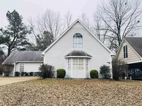 6043 Harvest Hill Cv, Memphis, TN 38141
