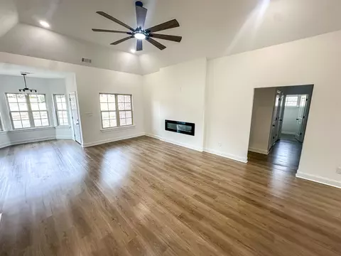 2827 Epping Crest Cv, Memphis, TN 38128 photo 4
