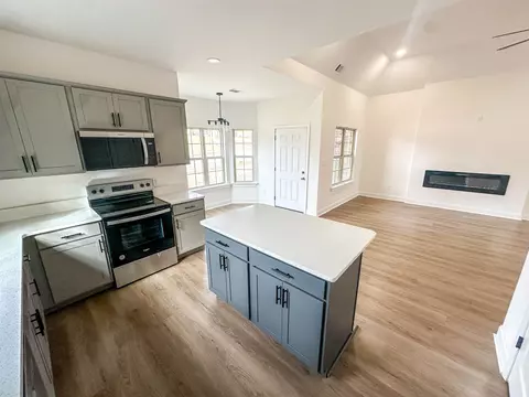 2827 Epping Crest Cv, Memphis, TN 38128 photo 3