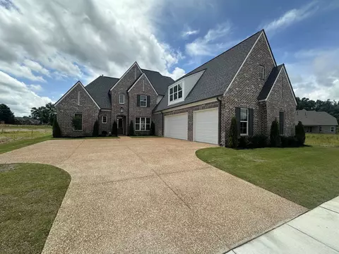 10163 Kaitlynn Rose Ln S, Lakeland, TN 38002