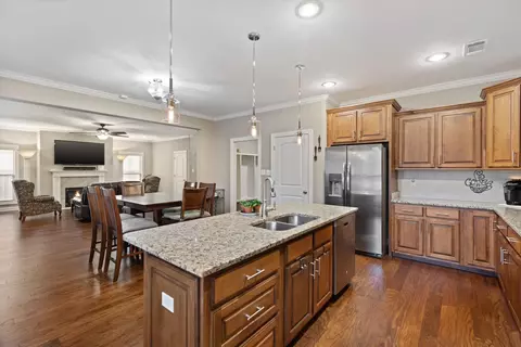 1672 Jennings Mill Ln, Collierville, TN 38017