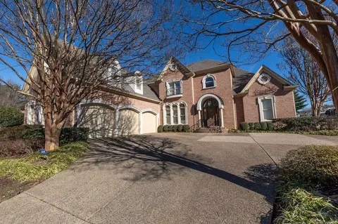3242 Piper Glen Cv, Memphis, TN 38125
