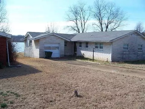 5187 Sea Shore Rd, Memphis, TN 38109