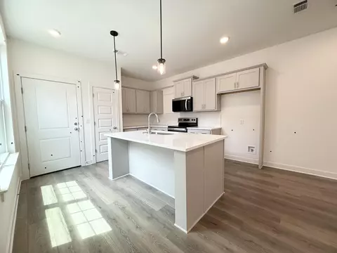 Kitchen - 6901 Talcott Ln, Bartlett, TN 38135 photo 1 of 3