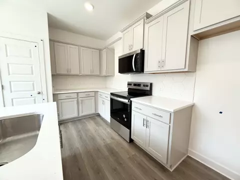 Kitchen - 6901 Talcott Ln, Bartlett, TN 38135 photo 3 of 3
