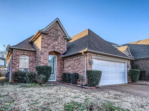 2403 Gardenbrook Dr, Memphis, TN 38134