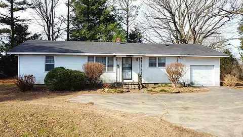 8255 Highway 51 Hwy, Halls, TN 38040