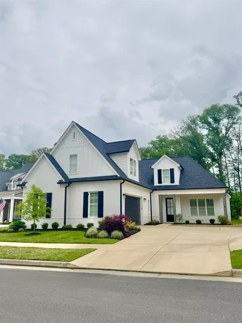 90 Lafayette Crossing Dr, Rossville, TN 38066