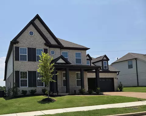 656 Yvonne Bend Dr, Collierville, TN 38017
