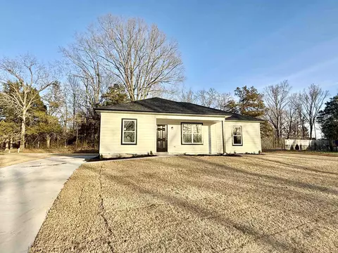 11540 S Main St, Somerville, TN 38068