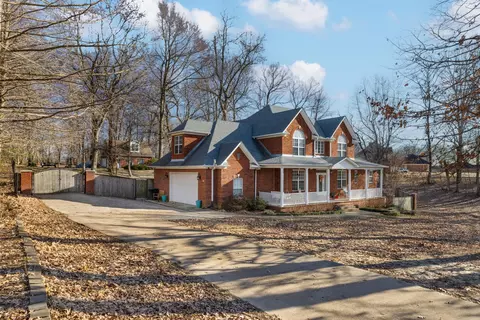 160 Kimberly Dr, Atoka, TN 38004