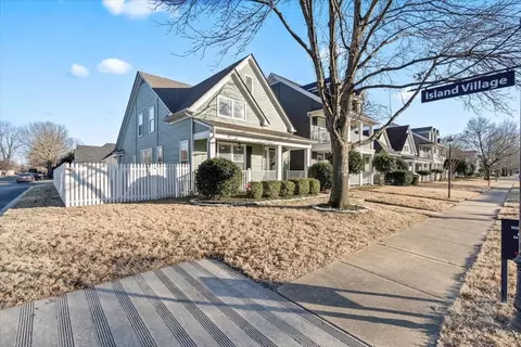 1318 E Island Pl, Memphis, TN 38103