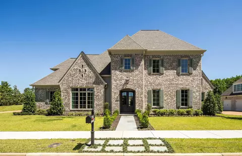 9932 Whittmore Park Ln, Collierville, TN 38017