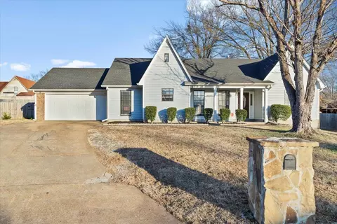 6912 E Fox Horse Cv, Memphis, TN 38141