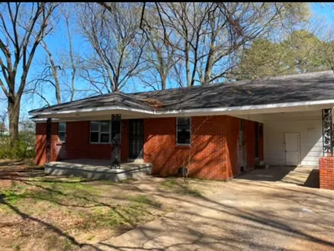 3226 Dogwood Ln, Memphis, TN 38116