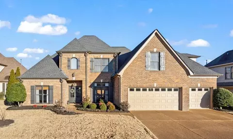 10527 Red Stone Dr, Collierville, TN 38017