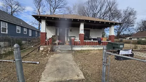 890 Faxon Ave, Memphis, TN 38105