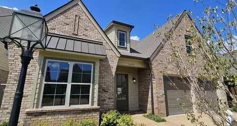 10136 Cliveden Cir N, Collierville, TN 38017