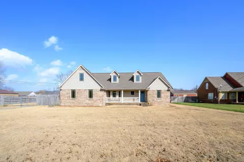 14 Azalea Dr, Atoka, TN 38004