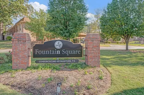 6617 S Poplar Woods Cir #5, Germantown, TN 38138