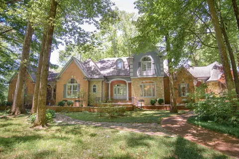 1755 Tall Forest Ln, Collierville, TN 38017