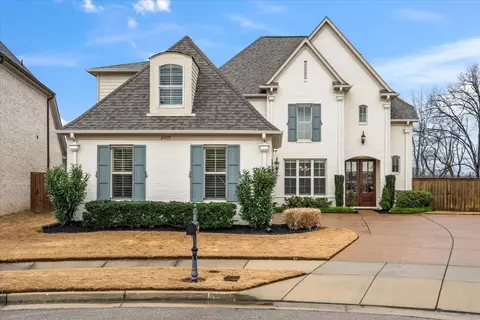 10429 Emmas Cir S, Collierville, TN 38017
