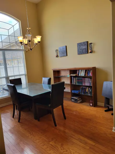 Dining - 59 Forked Creek Pkwy, Hernando, MS 38632 photo 1 of 1