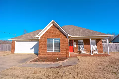 52 Daisey Ln, Atoka, TN 38004