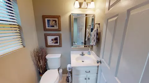 Bath - 72 Boardwalk Loop, Savannah, TN 38372 photo 4 of 4