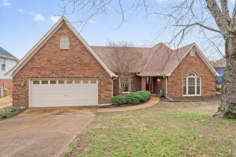 2310 Hickory Path Dr, Memphis, TN 38016