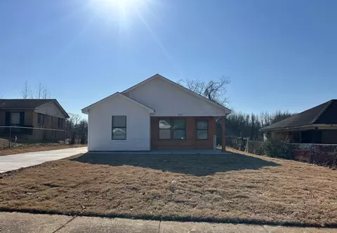 555 Monteagle Dr, Memphis, TN 38109
