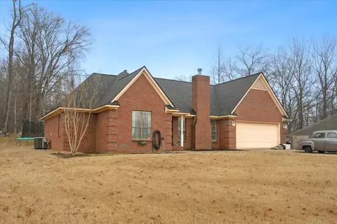 88 E Rae Rd, Munford, TN 38058