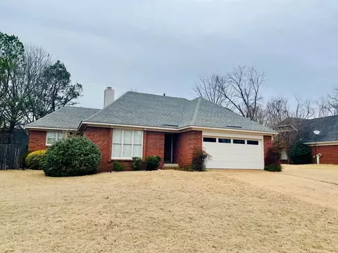 8258 Scarlet Oaks Cv, Memphis, TN 38018