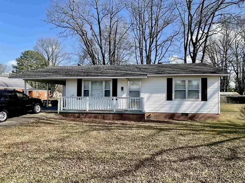 195 Robemma St, Savannah, TN 38372